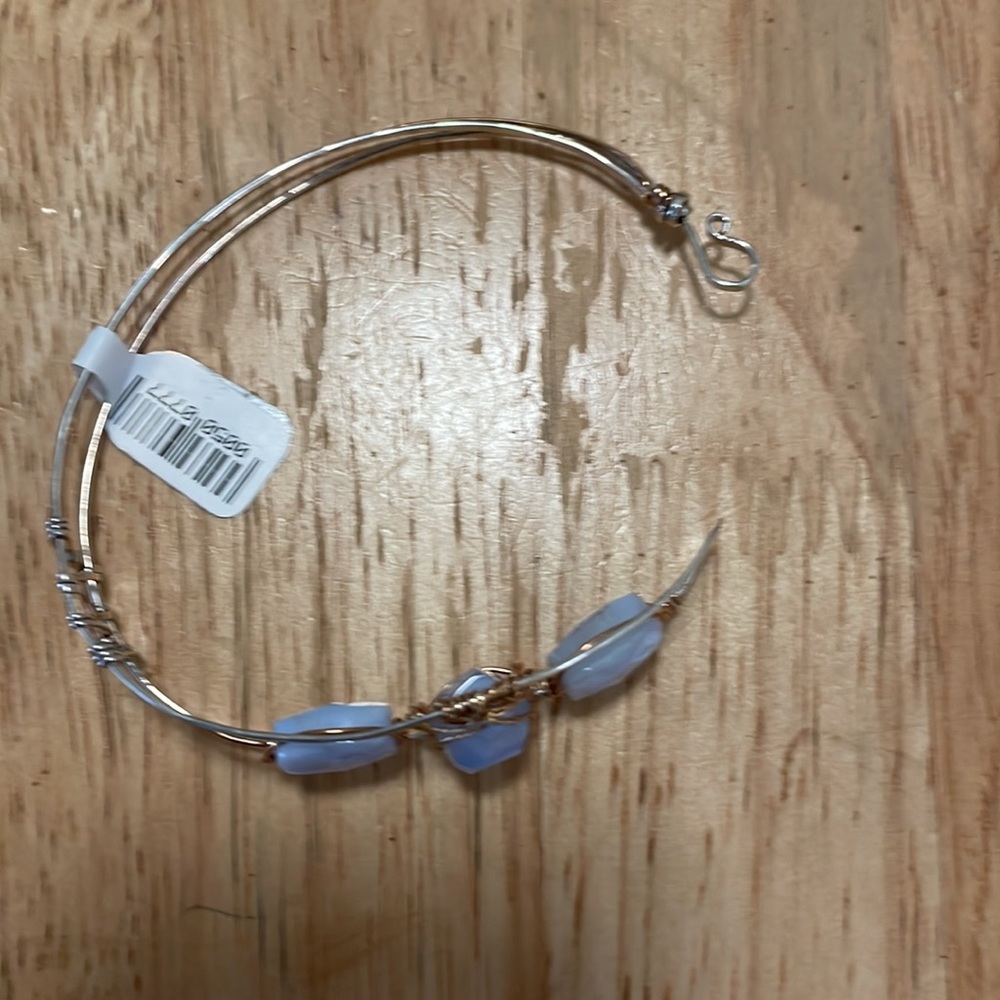 Handmade Blue Lace Agate bracelet - Picture 4 of 6